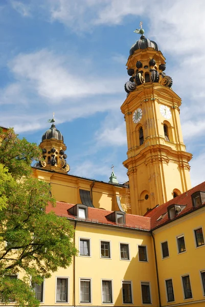 Театральная церковь Мюнхена — стоковое фото
