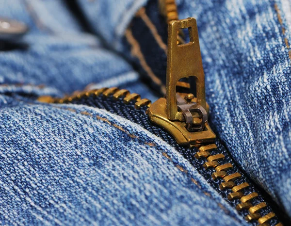 Dragkedja en jeans — Stockfoto