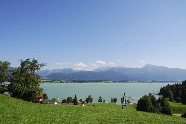 Lago nos Alpes — Fotografia de Stock