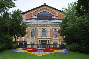 Richard wagner opera binası