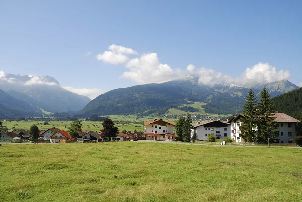 Ausztriai falu — Stock Fotó