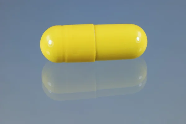 Cápsula de vitamina — Fotografia de Stock