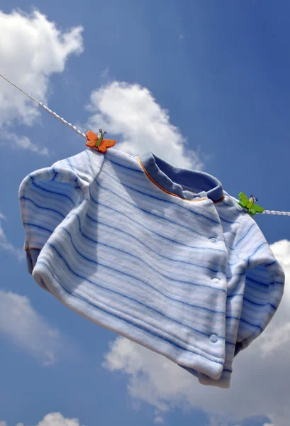 Suszenia sweterek baby — Zdjęcie stockowe