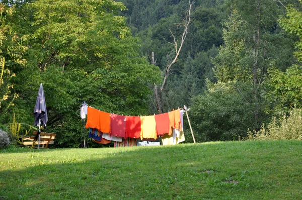 Colorido colgante de lavandería —  Fotos de Stock