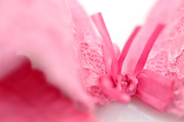 Розовое нижнее белье крупным планом — стоковое фото