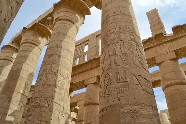 Kolumner på karnak-templet — Stockfoto