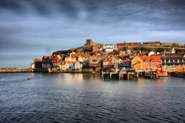 Whitby East Cliff, North Yorkshire — Stockfoto