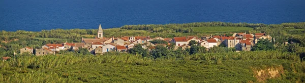 Śródziemnomorskiej miejscowości na wyspie susak, Chorwacja — Zdjęcie stockowe