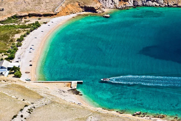Vela luka turquoise beach aerial, Крк, Хорватия — стоковое фото