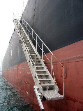 Vessel : Gangway clipart