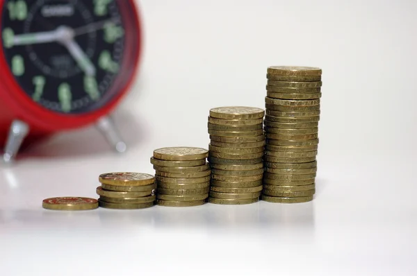 Coin Invesment durante 5 años. Dinero gráfico. Gráfico de monedas —  Fotos de Stock