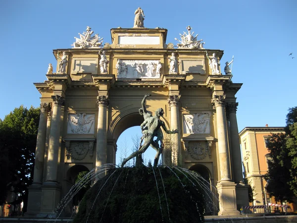 Arco di Trionfo in Piazza Libertà — стокове фото