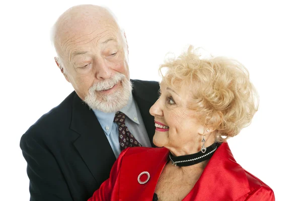 Starší pár flirtuje — Stock fotografie