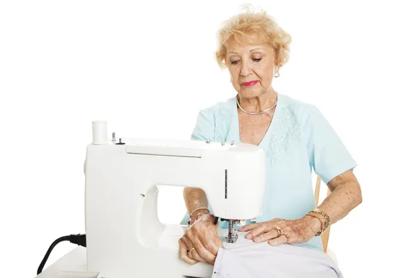 Especializada Senior Seamstress — Fotografia de Stock