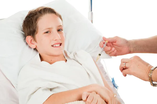 Ongelukkig kind krijgen injectie — Stockfoto