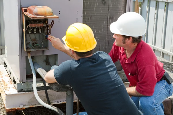 Repairing Industrial Air Conditioner — Stock Photo, Image