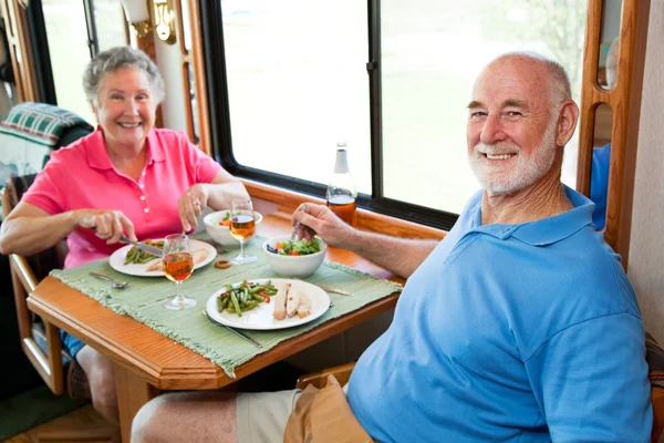 RV senioren - diner voor twee — Stockfoto