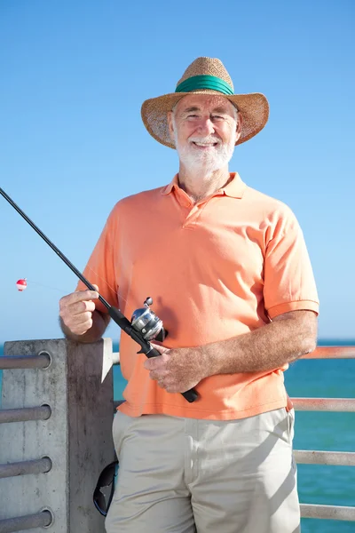 Vriendelijke senior visser — Stockfoto