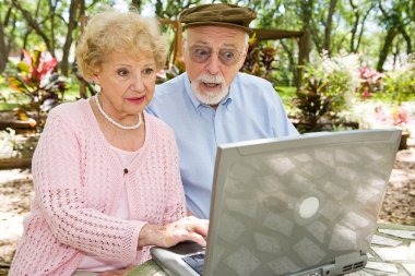 Seniors on Computer - Shock clipart