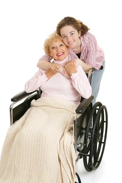 Büyükanne için kucaklama — Stok fotoğraf