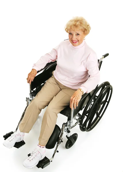 Sorrindo Senior Lady em cadeira de rodas — Fotografia de Stock