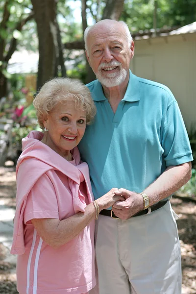 Senior Couple Outdoors — Stock Photo, Image