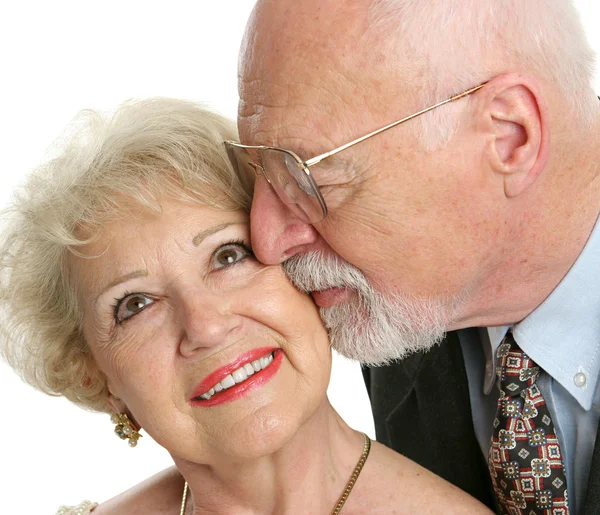 Seniorzy w miłości — Zdjęcie stockowe