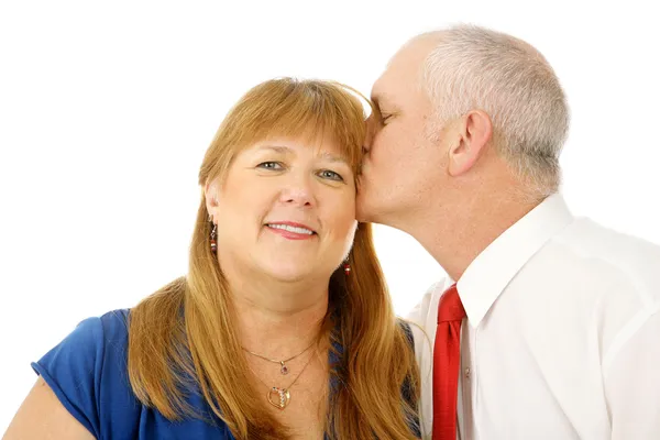 Beijo na bochecha — Fotografia de Stock