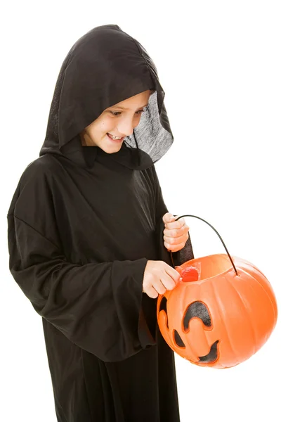 Halloween - co je v kbelíku — Stock fotografie