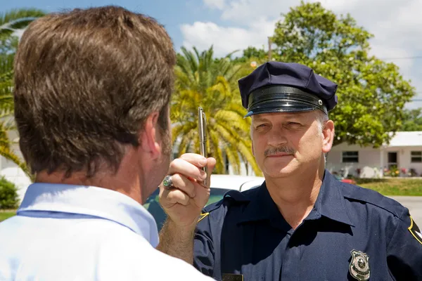 Policejní důstojník - oko koordinace — Stock fotografie