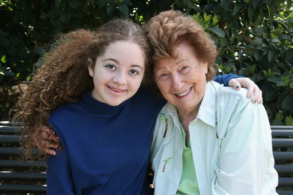 Grandma & Granddaughter — Stock Photo, Image
