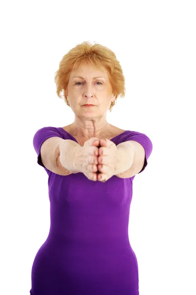 Senior yoga - koncentration — Stockfoto