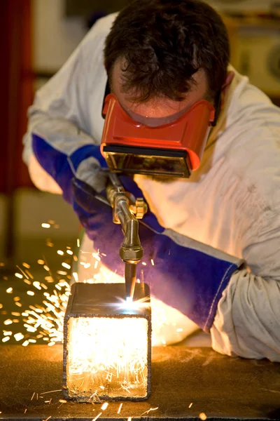 Welder Cutting with Flame — Stock Photo, Image