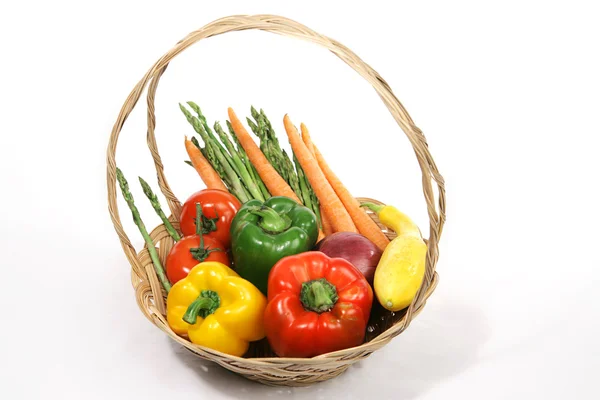 野菜のバスケット — ストック写真