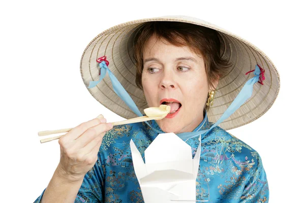 Turist prover dumpling — Stockfoto