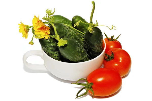 Mangiare sano. verdure fresche biologiche easonal sono isolati su una ba bianca — Foto Stock