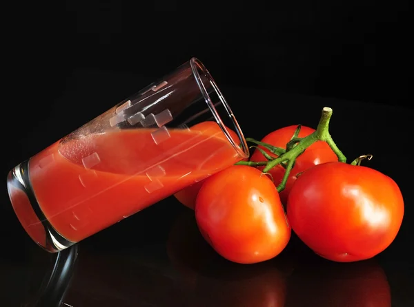 토마토와 주스 — 스톡 사진