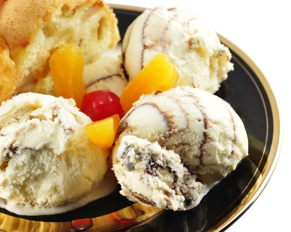 Ice cream with apple pie — Stock Photo, Image