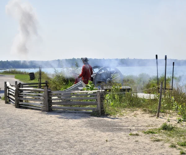 The cannon of Colonial Fort Michilimackinac — Stock Photo, Image