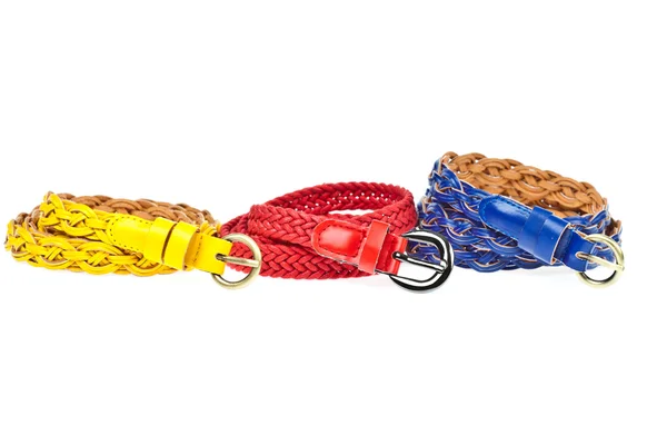Amarillo, rojo, cinturón azul sobre fondo whtie — Foto de Stock