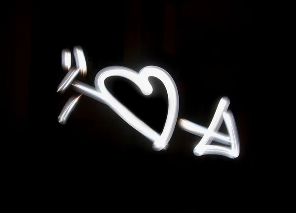 Lightbrushed Heart With Arrow — Stock Photo, Image