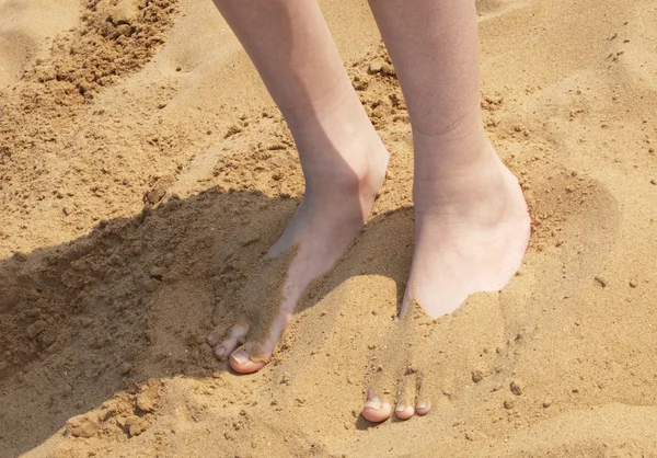 stock image Feet in the sand