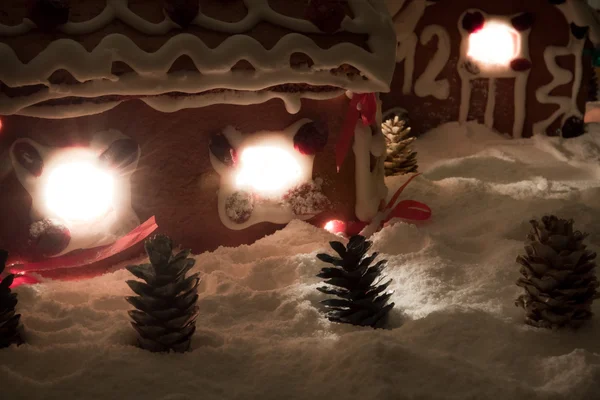 Veille de Noël dans le village de miel-cacke — Photo