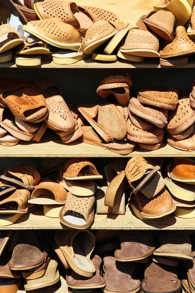 Sandales empilées — Photo