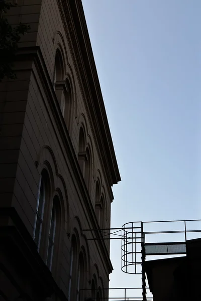 Silhouette de bâtiment — Photo
