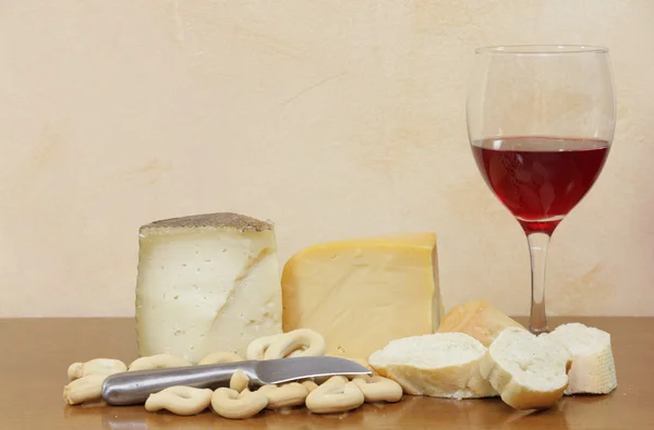 stock image Cheeses and bread