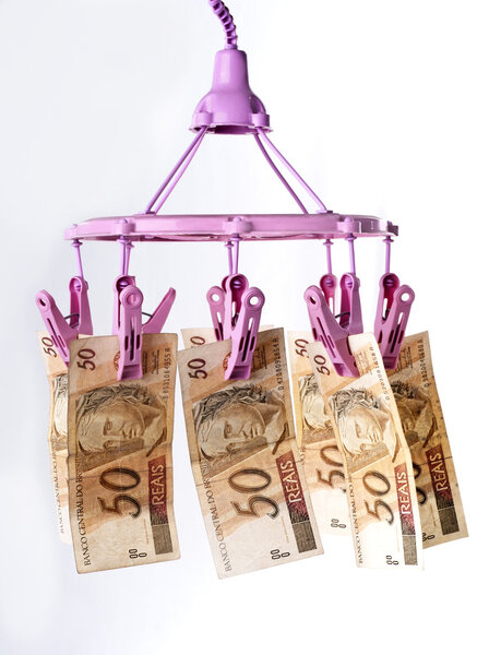 Отмывание денег
