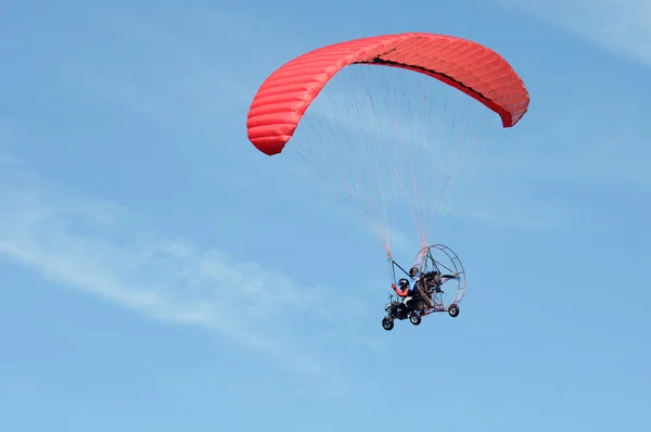 Moto paragliding — Zdjęcie stockowe