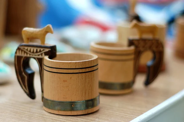 Traditionele houten kop uit Slowakije — Stockfoto