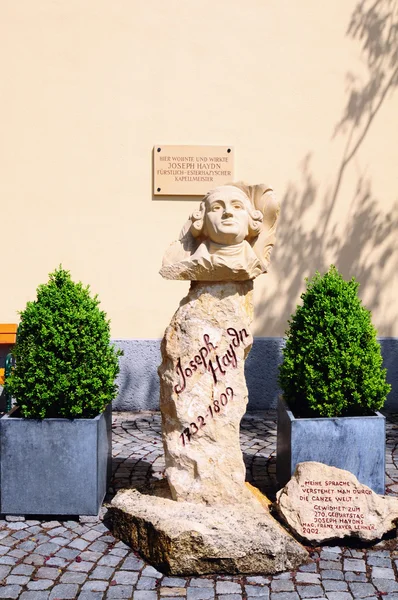 Busto de Joseph Haydn em Eisenstadt, Áustria — Fotografia de Stock